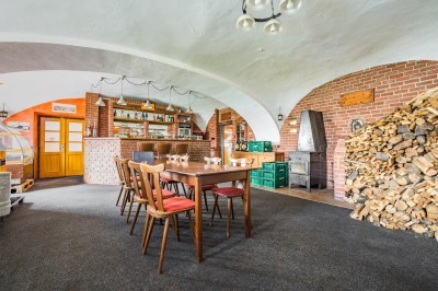 Pronájem obchodního prostoru 112 m2, Karlovarská, Řevničov