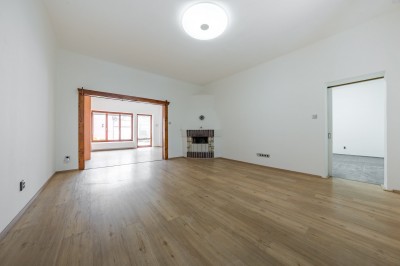 Pronájem RD 5+1 200m2, pozemek 654 m2 - Kladno, Dr. Foustky