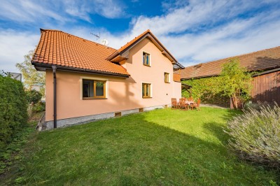 Prodej rodinného domu 132 m2, pozemek 298 m2, Říčany - Pacov