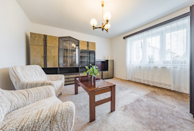 Prodej byty 2+1/OV, 58m2 - Otevřená, Kladno