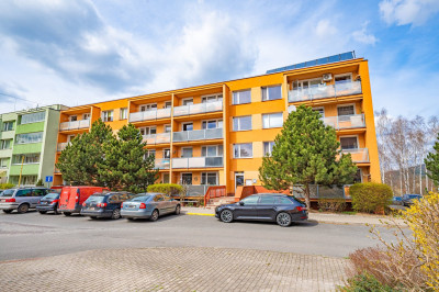 Prodej bytu 3+1/L, 66m2, Jince, ul. Zborovská