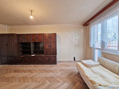Prodej byt 2+1/B - OV/61m2 - Ukrajinská, Kladno