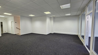 Pronájem nebytové prostory 110m2 - T.G. Masaryka, Kladno