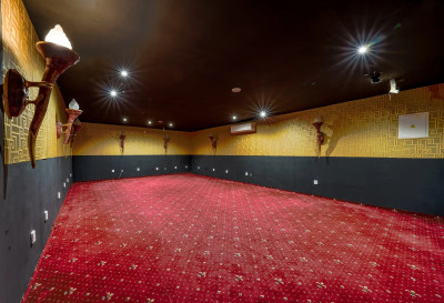 Prodej komerčního objektu - v současnosti herna, muzik klub, 450 m2, Petrovice u Chabařovic, okr. Ústí nad Labem