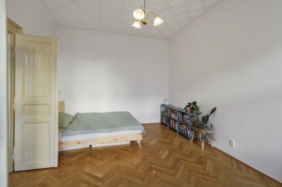 Pronájem bytu 2kk, 50m2, Praha 7- Korunovační ul.