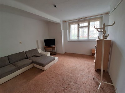 Prodej bytu 1kk prozatím vedený jako nebytový prostor - 28.4 m2, Praha 4, Michle, ul. Vnější