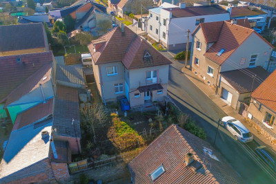 Prodej rodinného domu 180 m2, pozemek 327 m2, Kamenné Žehrovice