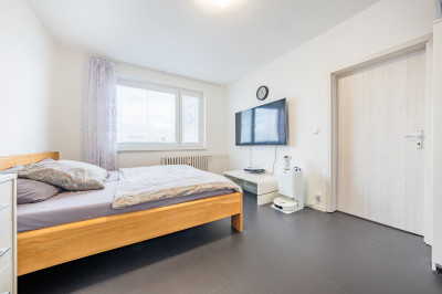 Pronájem bytu 1+1, 35 m2 - Kladno, ulice Na Vyhaslém