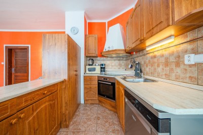 Prodej dvougeneračního RD 3+kk, 3+1/G, Kamenné Žehrovice