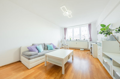 Prodej byty 3+1/OV, 76m2 - Vrchlického Kladno
