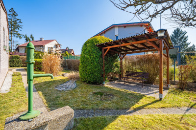 Chata Hradištko 2+kk, 39 m2, zahrada, pozemek 400 m2, Slunná