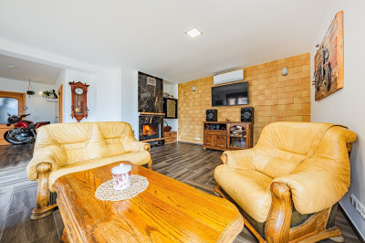 Prodej rodinného domu 214 m2, pozemek 916m2, Přišimasy - okres Kolín