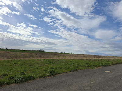 Prodej stavebního pozemku 908m2, Dobříč, okr. Praha západ