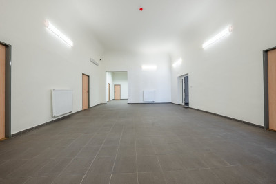 Pronájem kancelářských prostor, 785m2, Kladno ul. Huťská