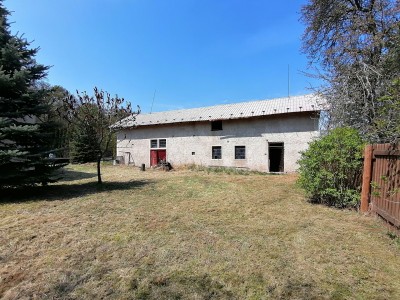 Prodej zemědělské usedlosti + bývalá konírna, na pozemku 1063m2, Bílichov, okr.Kladno